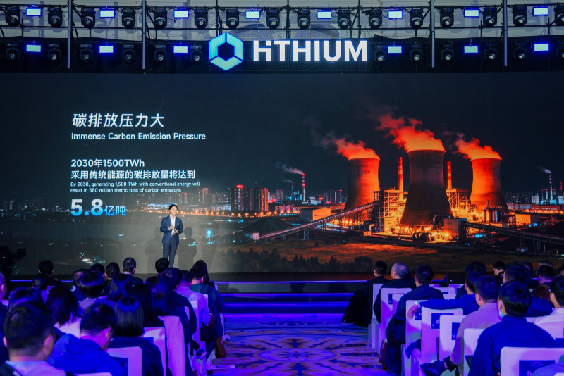 1765949394305999nuvo.jpg 4.jpg